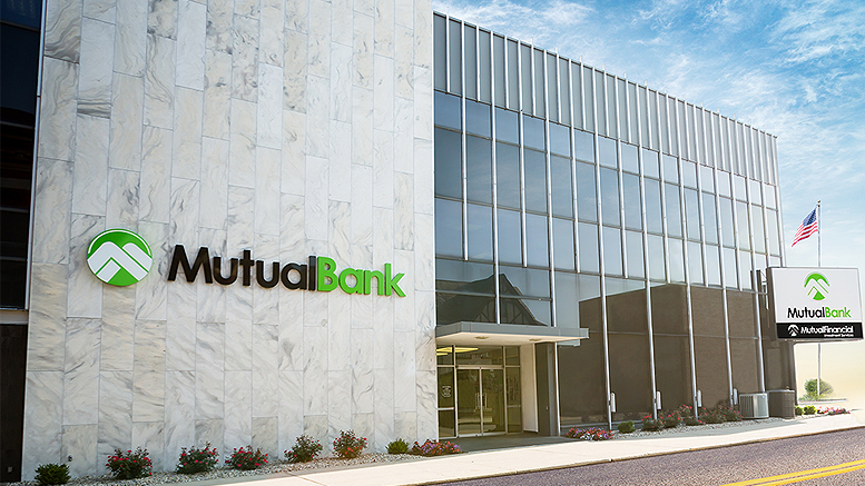 MutualBank's main office is located at 110 E Charles Street in downtown Muncie. Photo by: Mike Rhodes
