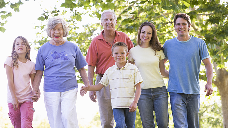 Family walking. Photo by: graphicstock