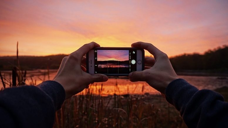 By practicing a few tips, you can achieve excellent photo results with a smartphone camera.