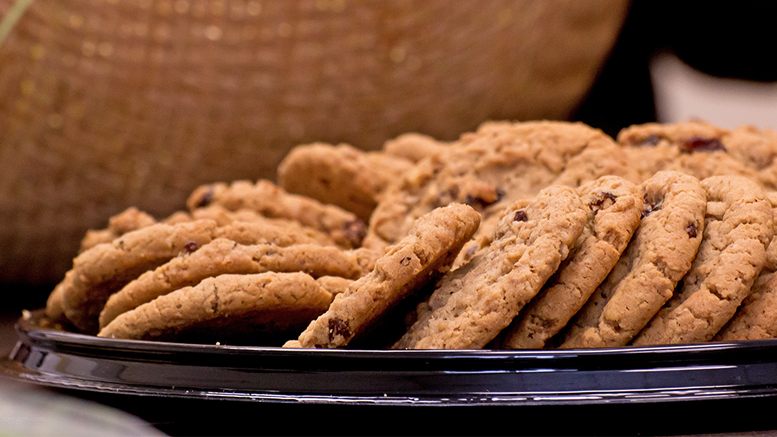 Don't reach for the cookie. Photo by: graphic stock