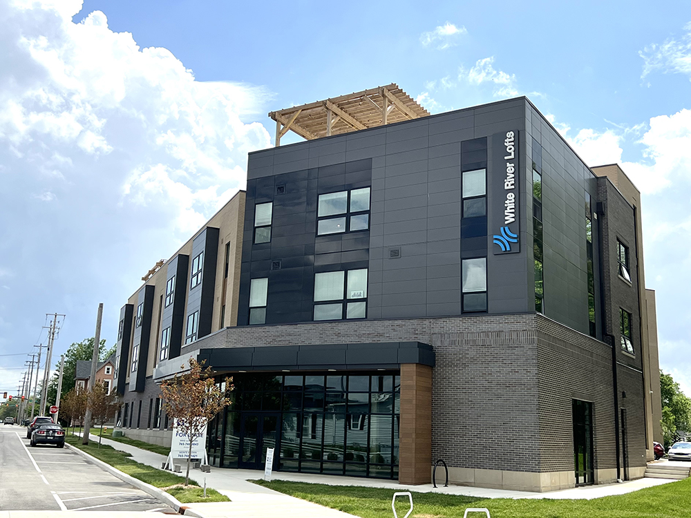 Located at 400 W. Washington St., the newly completed White River Lofts feature 55 luxury apartments that have all been leased, as of Spring 2022. Commercial space on the ground floor of the building remains available for rent. Photo provided by Next Muncie
